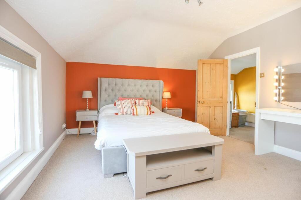 Southsea Historic Gem - Elegant Apartments Portsmouth Ngoại thất bức ảnh
