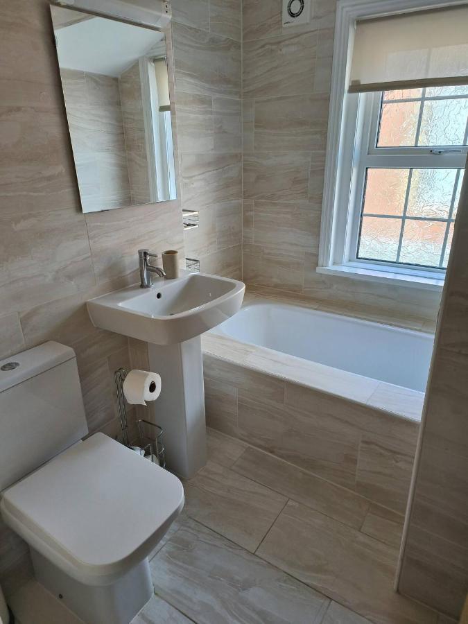Southsea Historic Gem - Elegant Apartments Portsmouth Ngoại thất bức ảnh